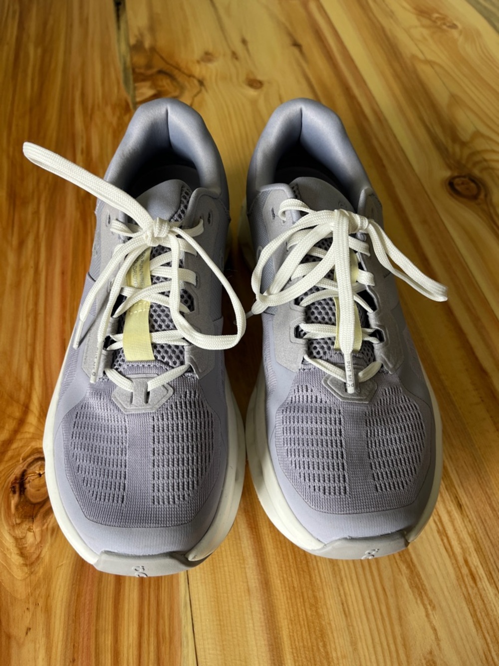 Light Gray On Cloudrunner 2